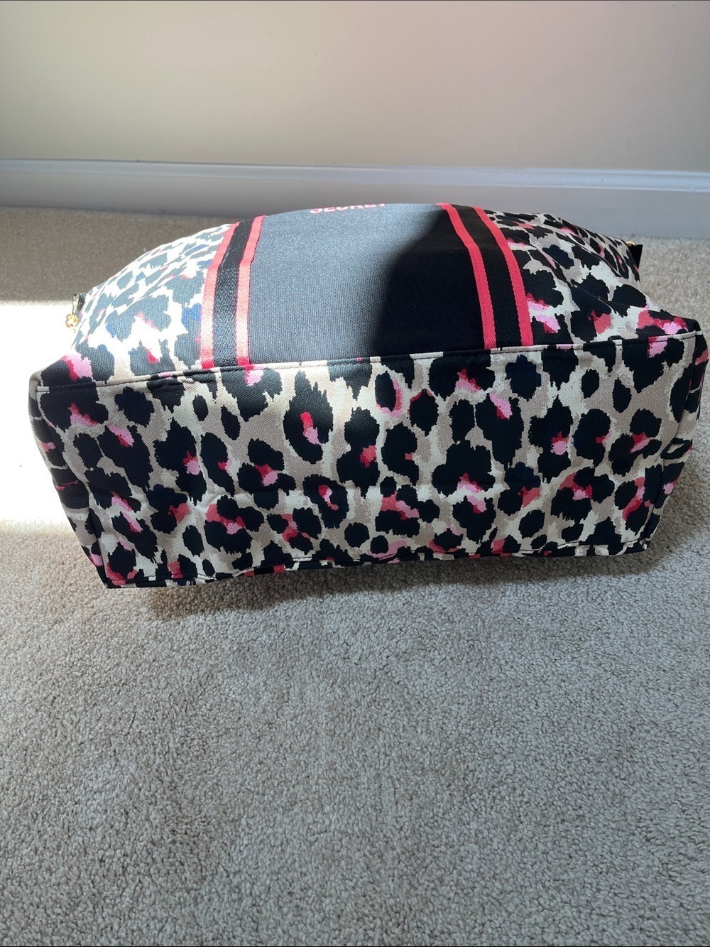 Victoria's Secret Jumbo Beach Bag - Picture 7 of 10
